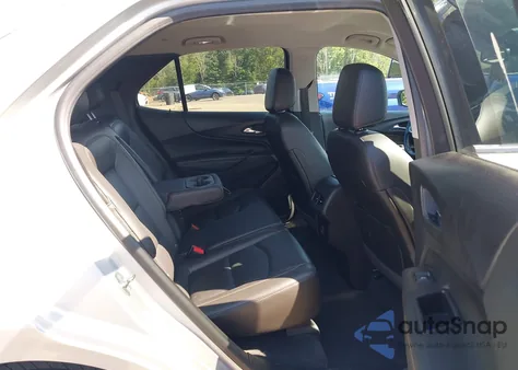 2020 Chevrolet Equinox Fwd Premier 2.0L Turbo z USA, uszkodzony, nr VIN 2GNAXPEX6L6211057